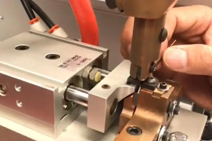 Wire Compacting<br />

